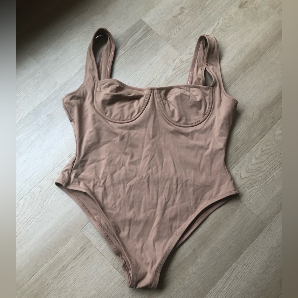 Skims Sienna Swim Shaping Underwire One Piece Bodysuit Swimsuit, Size 3X NWT